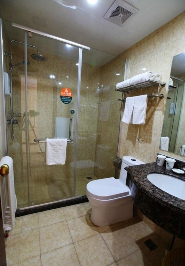 Greentree Inn Beijing Daxing Huangcun Qingyuan Road Metro Station Express Hotel エクステリア 写真